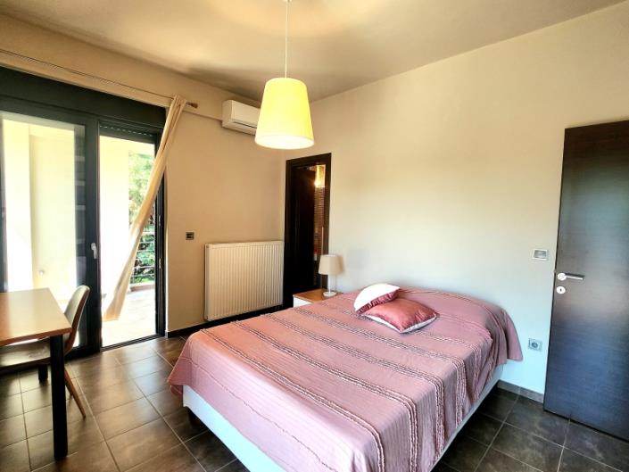 Image No.15-3 Bed Villa for sale