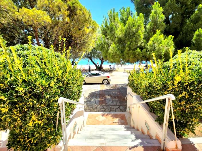 Image No.23-2 Bed Apartment for sale