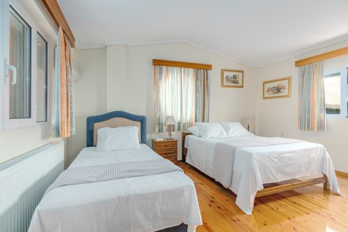 Image No.21-5 Bed Villa for sale