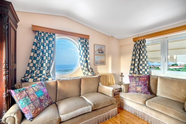 Image No.12-5 Bed Villa for sale