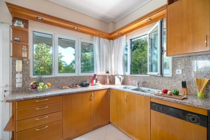 Image No.9-5 Bed Villa for sale