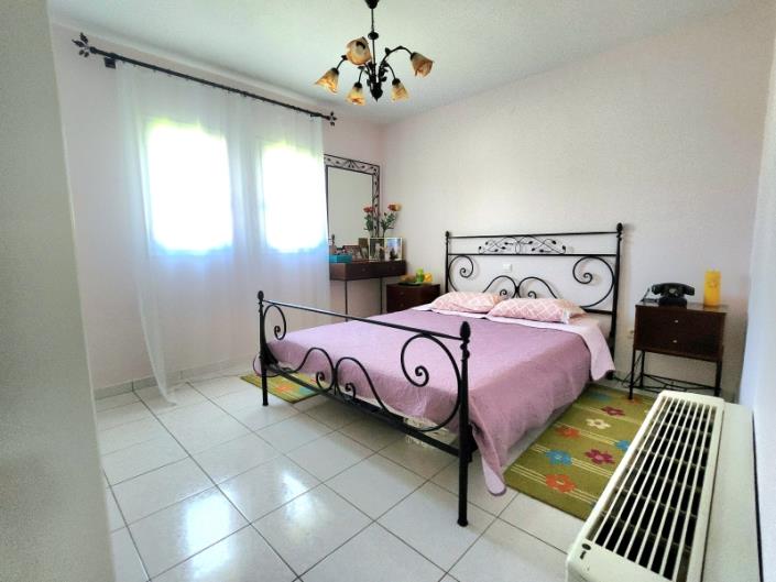 Image No.21-Maison de 4 chambres à vendre à Vrahati