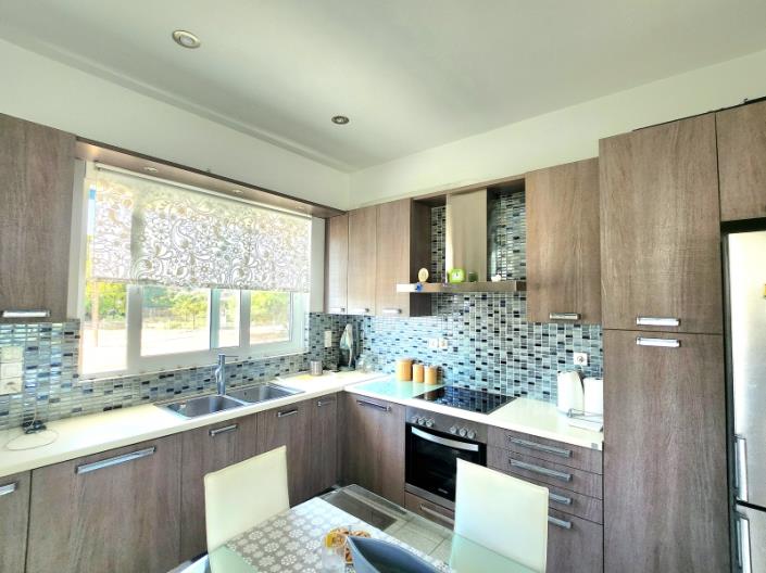 Image No.11-Maison de 4 chambres à vendre à Vrahati