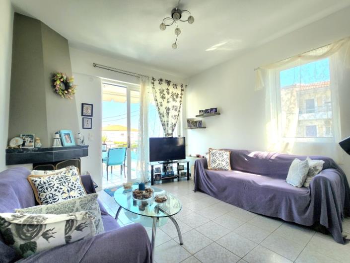 Image No.10-Maison de 4 chambres à vendre à Vrahati