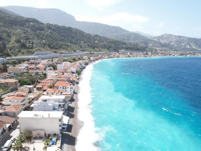 Image No.2-4 Bed House for sale