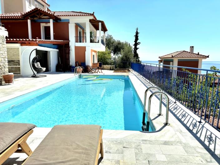 Image No.2-Maison / Villa de 3 chambres à vendre à Kiveri