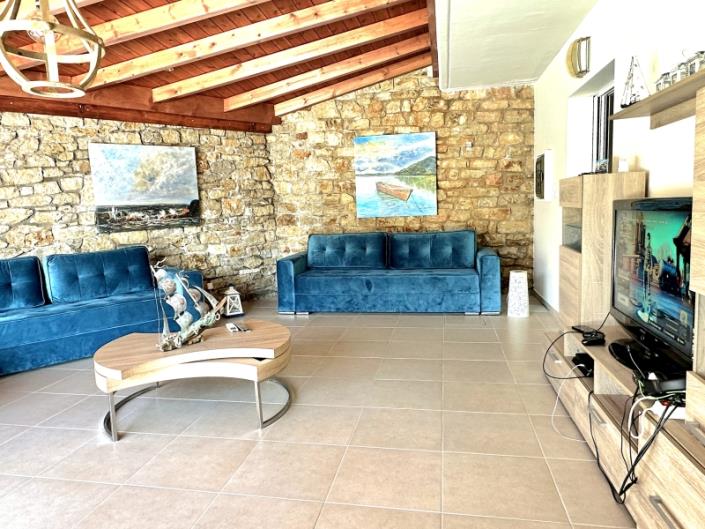 Image No.8-Maison / Villa de 3 chambres à vendre à Kiveri