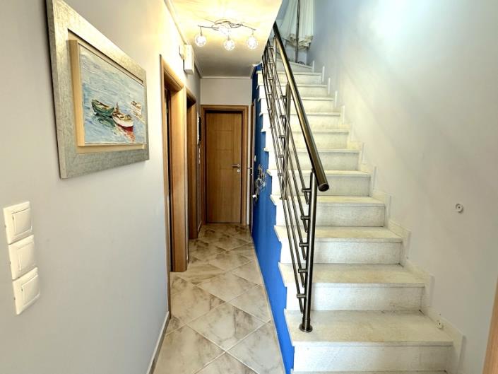 Image No.9-Maison / Villa de 3 chambres à vendre à Kiveri