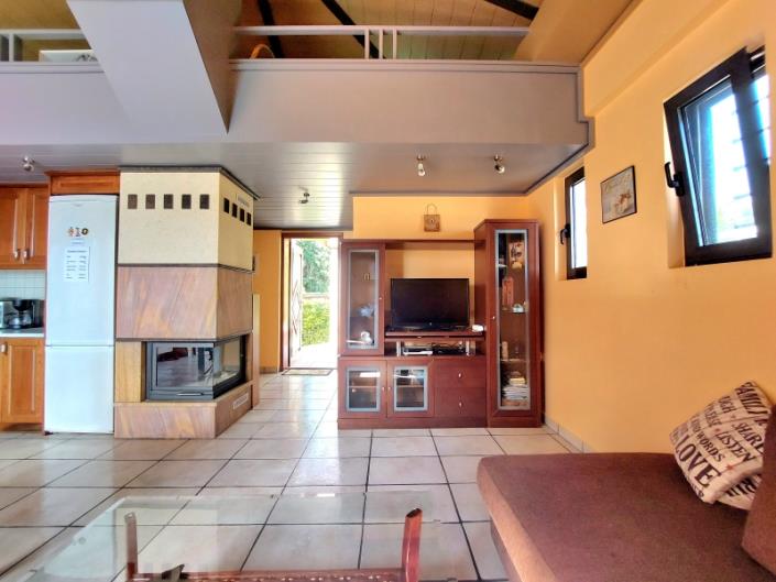 Image No.18-2 Bed House for sale