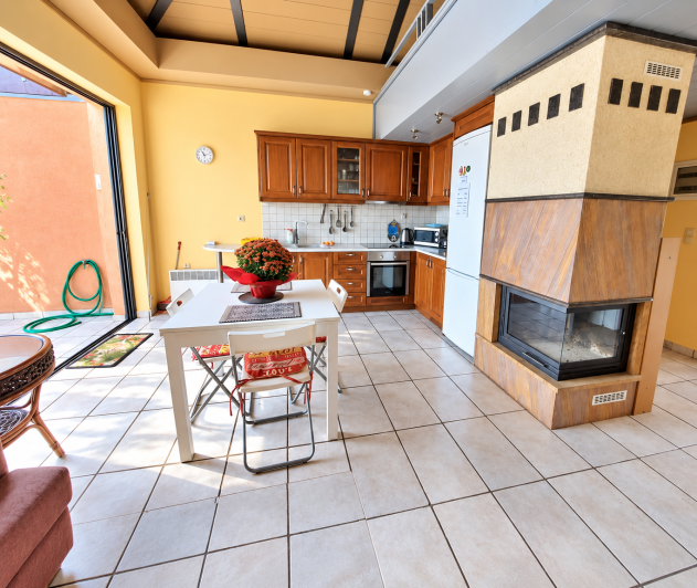 Image No.15-2 Bed House for sale