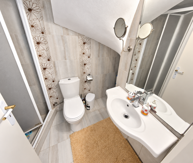Image No.23-2 Bed House for sale