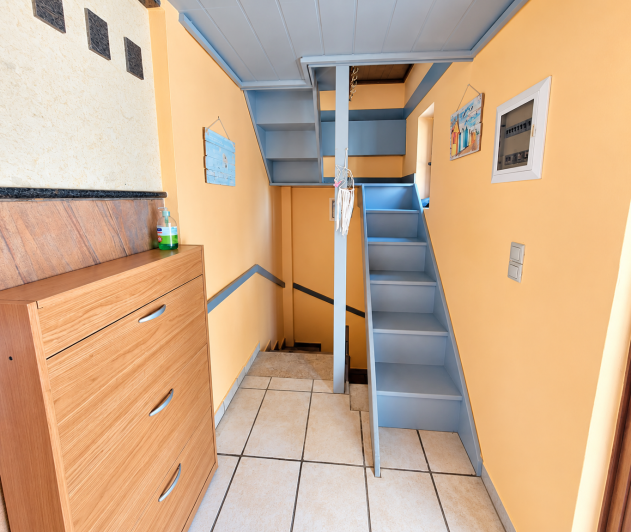 Image No.25-2 Bed House for sale