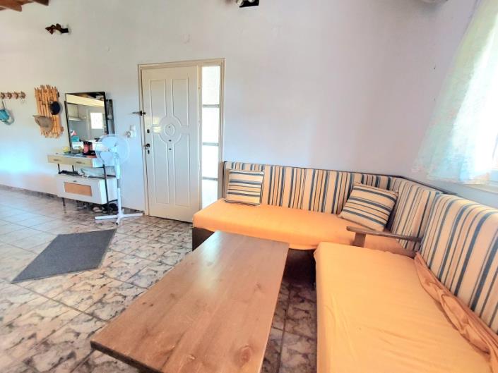 Image No.12-1 Bed House for sale