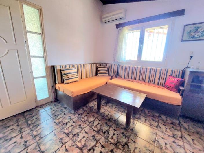 Image No.9-1 Bed House for sale