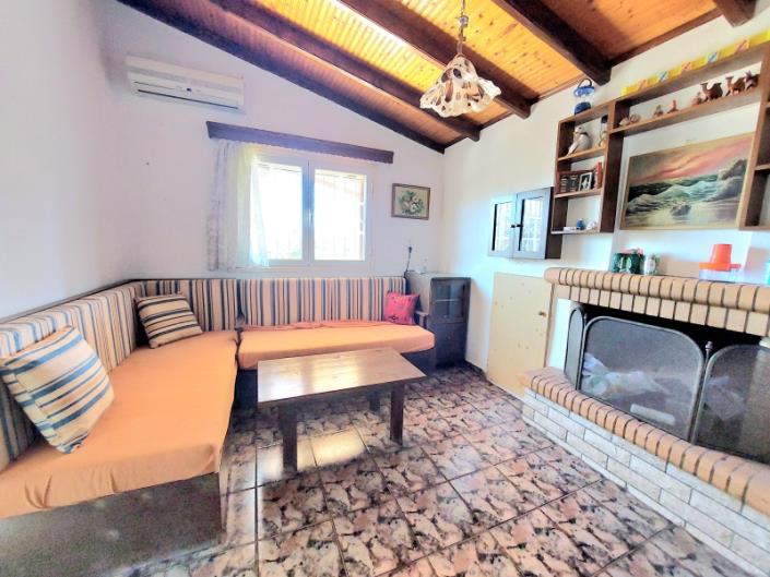 Image No.13-1 Bed House for sale