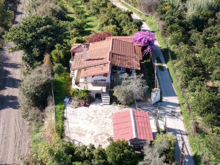 Image No.2-1 Bed House for sale