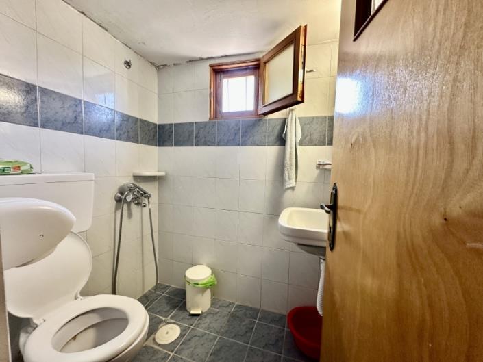 Image No.21-2 Bed House for sale