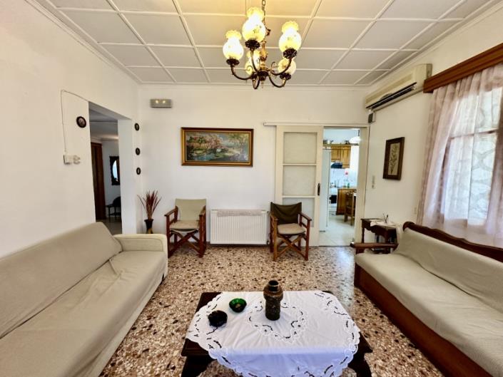 Image No.7-2 Bed House for sale