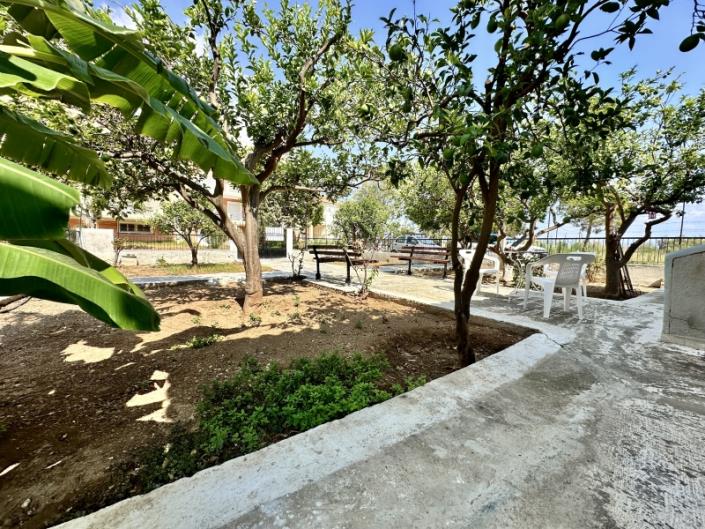 Image No.25-2 Bed House for sale