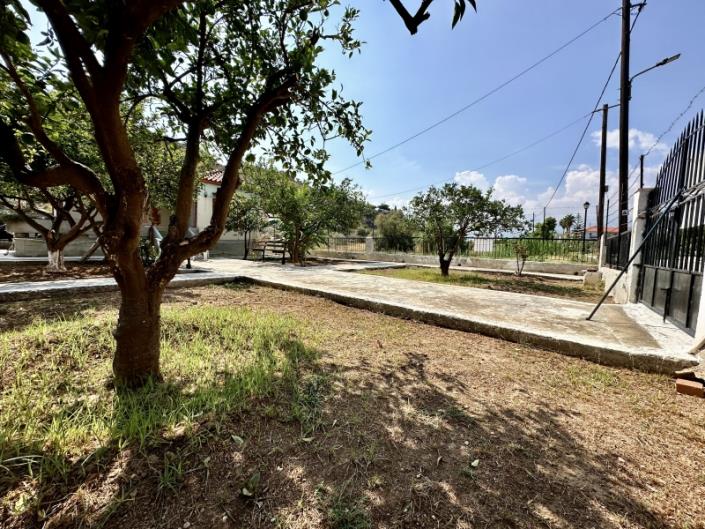 Image No.28-2 Bed House for sale