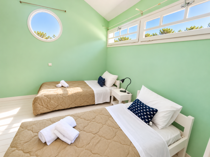 Image No.20-2 Bed House for sale