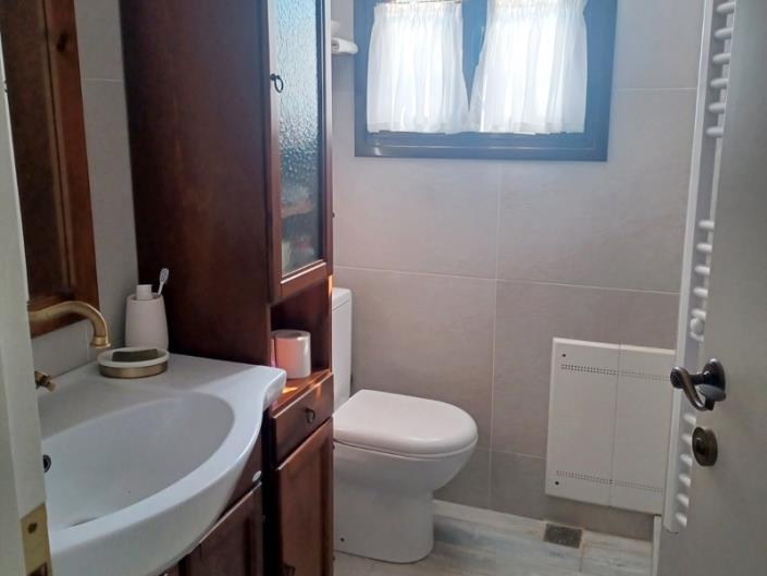 Image No.19-4 Bed Villa / Detached for sale