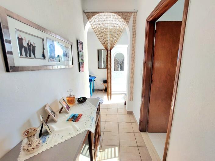 Image No.14-2 Bed House for sale