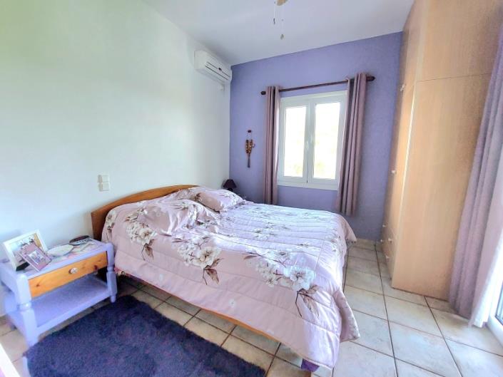 Image No.17-2 Bed House for sale