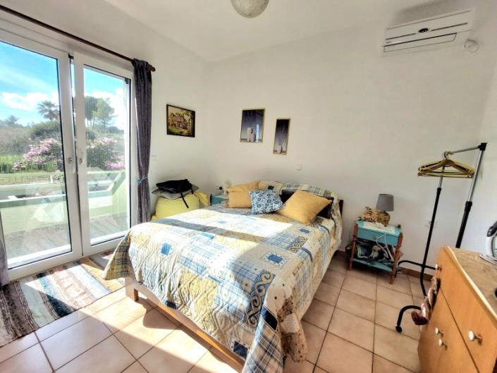 Image No.16-2 Bed House for sale