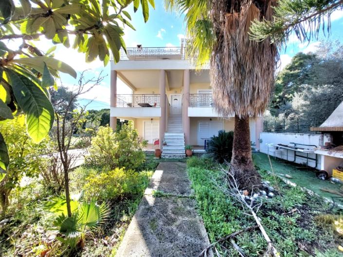 Image No.8-2 Bed Semi-Detached for sale