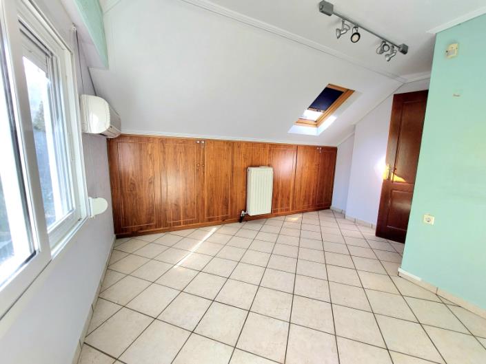 Image No.31-2 Bed House for sale