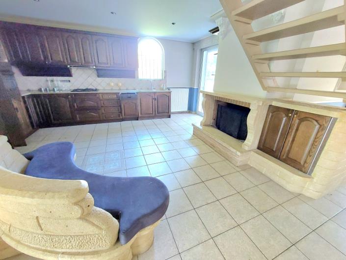 Image No.25-2 Bed House for sale