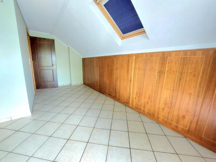 Image No.33-2 Bed House for sale