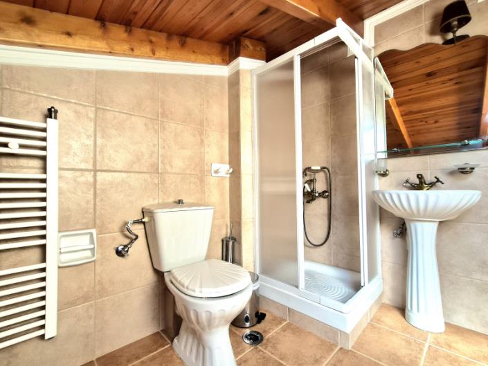 Image No.29-4 Bed Apartment for sale