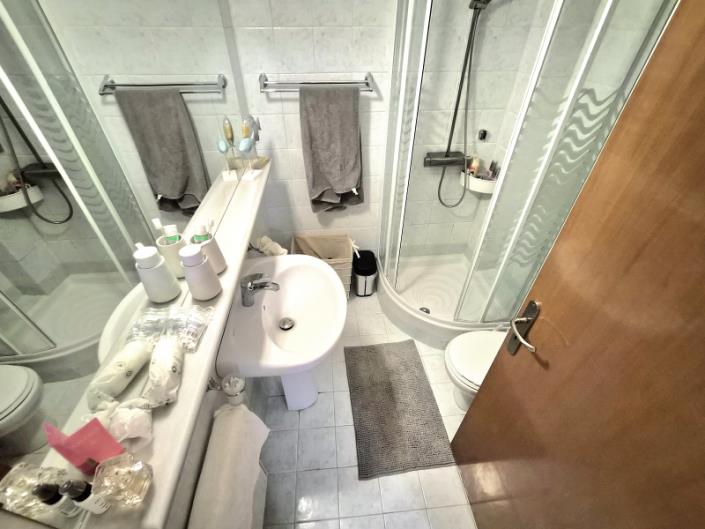 Image No.23-1 Bed Apartment for sale