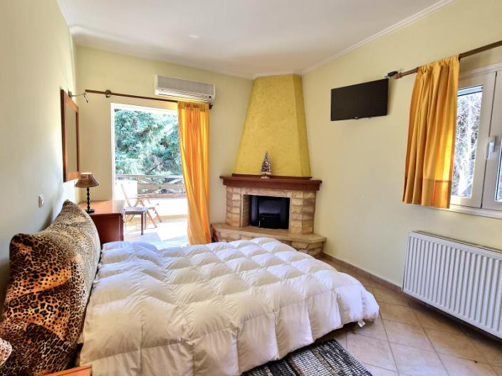 Image No.17-7 Bed Villa for sale