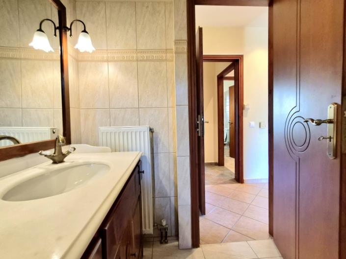 Image No.18-7 Bed Villa for sale