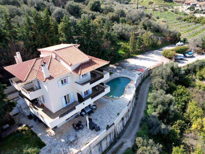 Image No.2-7 Bed Villa for sale