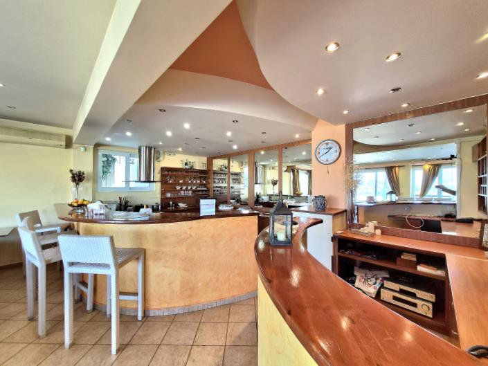 Image No.15-7 Bed Villa for sale