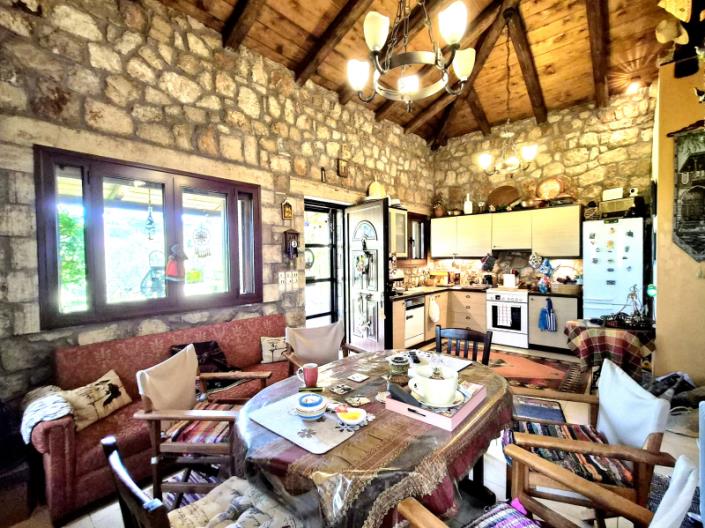 Image No.13-3 Bed House for sale