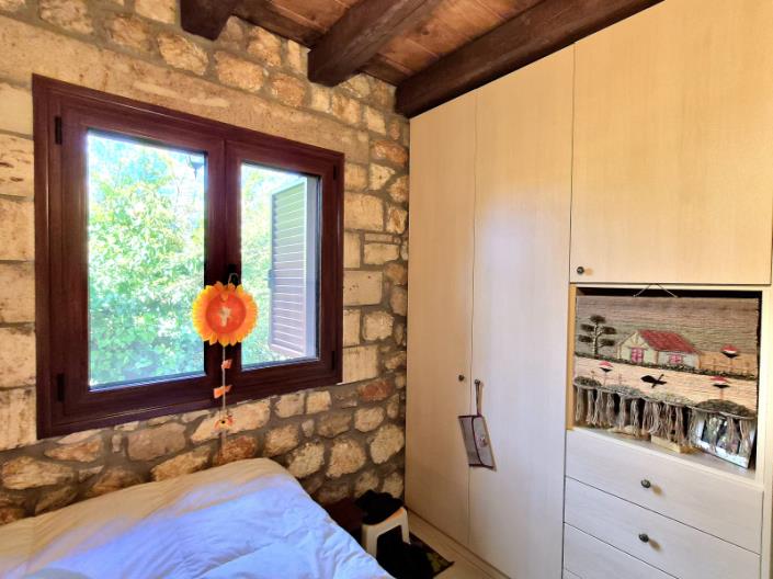 Image No.25-3 Bed House for sale