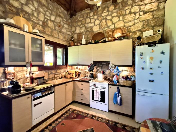 Image No.15-3 Bed House for sale