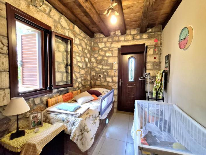 Image No.26-3 Bed House for sale