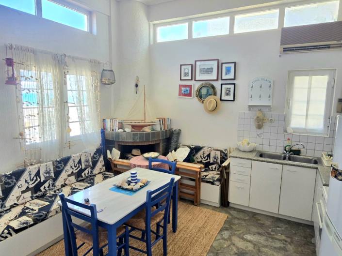 Image No.9-2 Bed Semi-Detached for sale