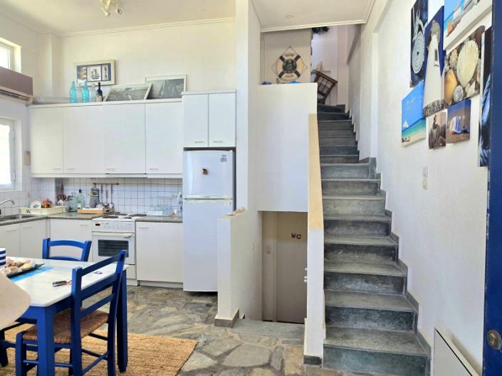 Image No.12-2 Bed Semi-Detached for sale