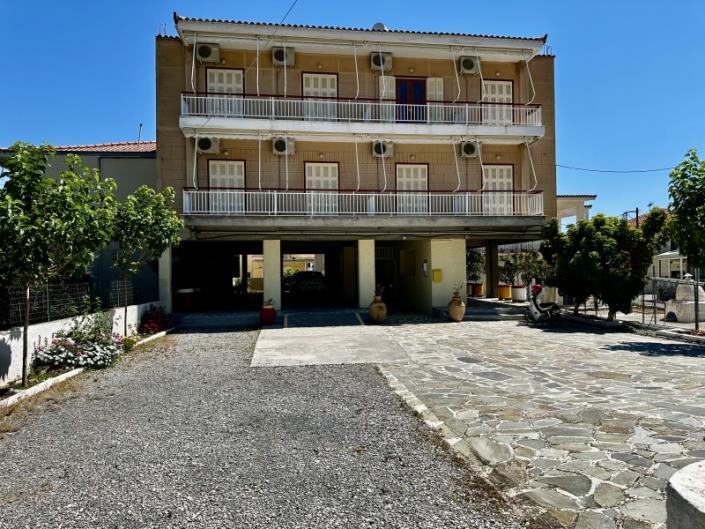 Image No.4-Un hôtel à vendre à Tyros