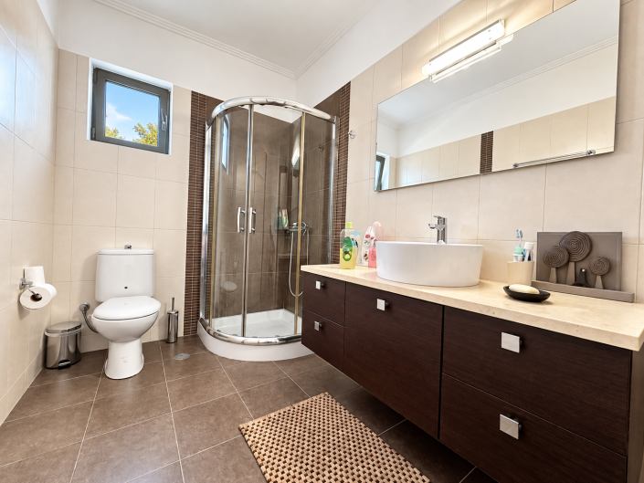 Image No.19-4 Bed House/Villa for sale