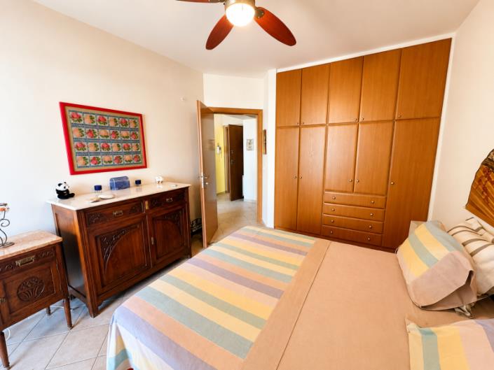 Image No.9-1 Bed Apartment for sale