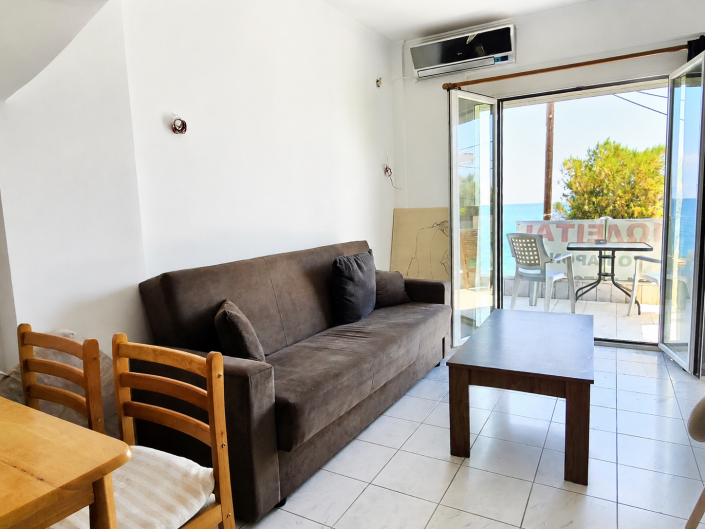 Image No.10-2 Bed House for sale