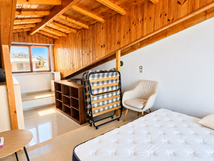 Image No.21-2 Bed House for sale